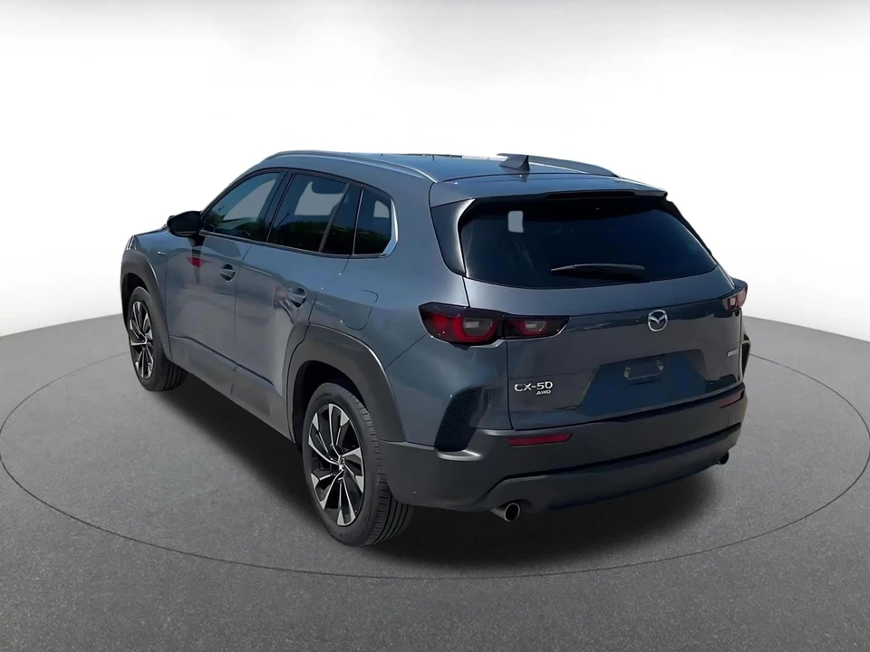 2025 Mazda CX-50 - Image 13 of 31