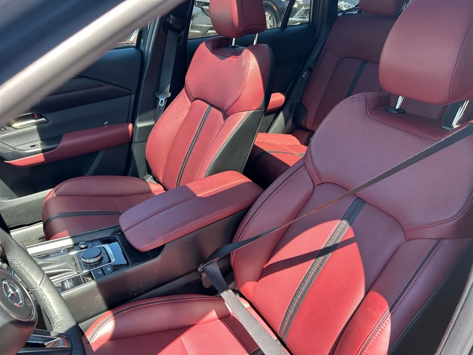 2025 Mazda CX-50 - Image 30 of 31