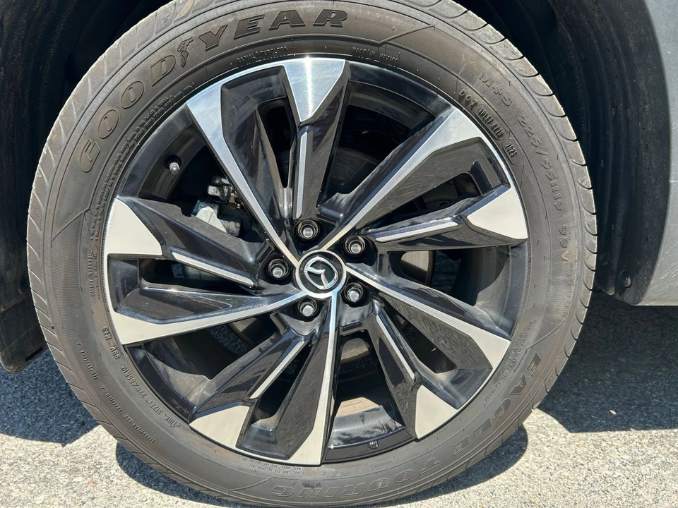 2025 Mazda CX-50 - Image 29 of 31