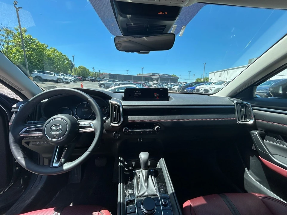 2025 Mazda CX-50 - Image 27 of 31
