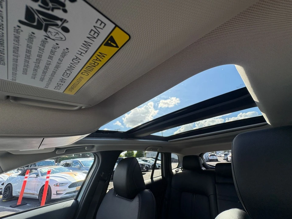 2025 Mazda CX-50 - Image 26 of 31