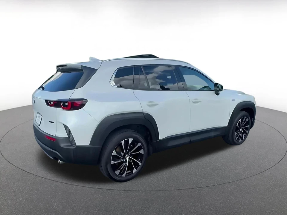 2025 Mazda CX-50 - Image 12 of 31