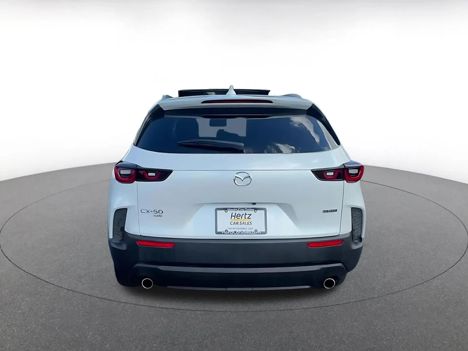 2025 Mazda CX-50 - Image 10 of 31