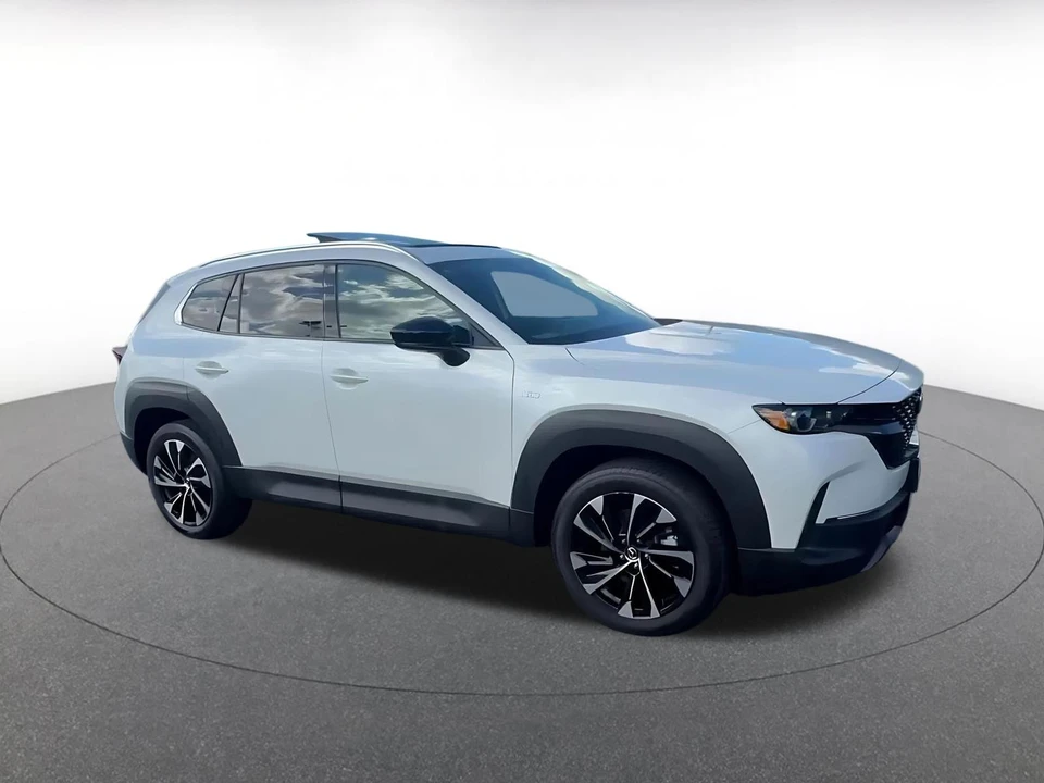 2025 Mazda CX-50 - Image 2 of 31