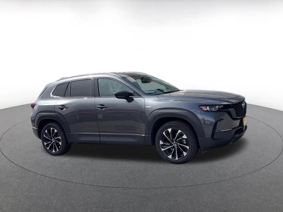 2025 Mazda CX-50 - Image 2 of 31