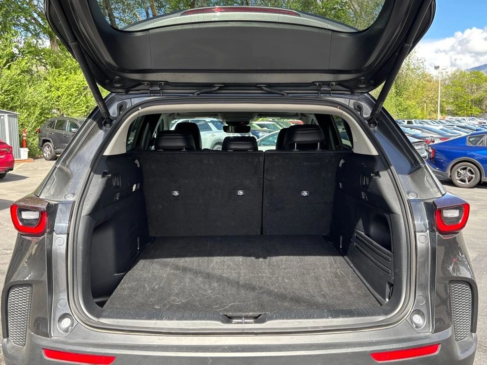 2025 Mazda CX-50 - Image 28 of 31