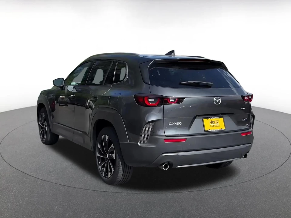 2025 Mazda CX-50 - Image 13 of 31