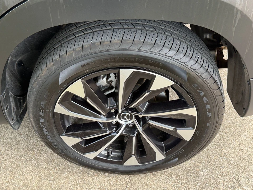 2025 Mazda CX-50 - Image 30 of 31