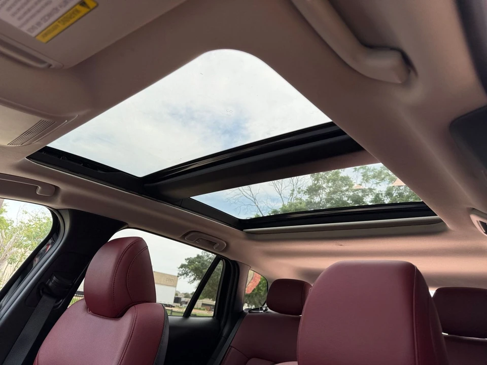 2025 Mazda CX-50 - Image 28 of 31