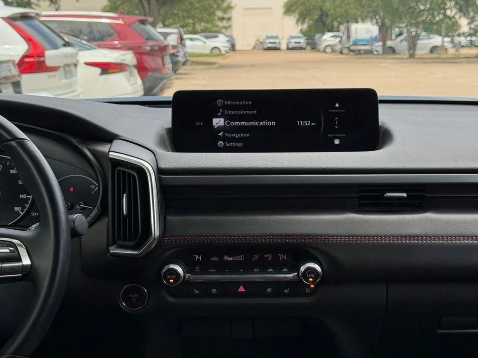 2025 Mazda CX-50 - Image 16 of 31