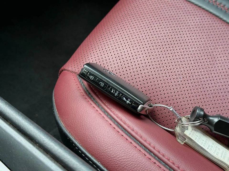 2025 Mazda CX-50 - Image 24 of 31