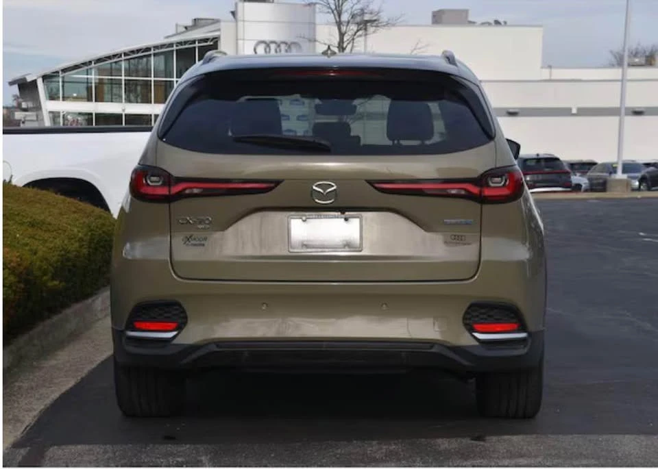 2025 Mazda CX-7 - Image 3 of 12