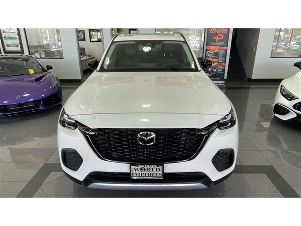 2025 Mazda CX-7 - Image 9 of 31