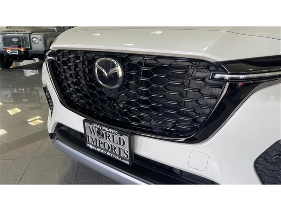 2025 Mazda CX-7 - Image 11 of 31
