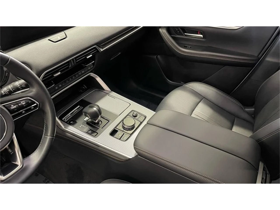 2025 Mazda CX-7 - Image 27 of 31