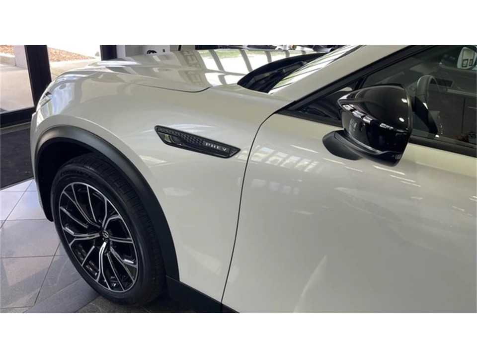2025 Mazda CX-7 - Image 12 of 31