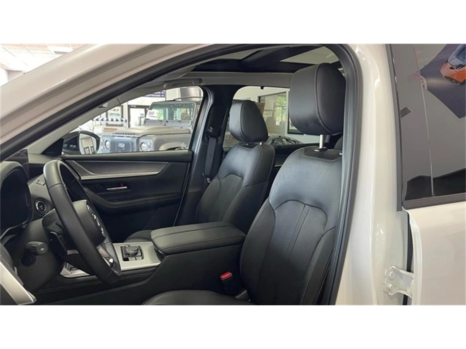 2025 Mazda CX-7 - Image 26 of 31