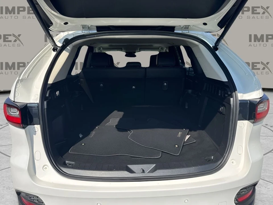2025 Mazda CX-70 - Image 30 of 31
