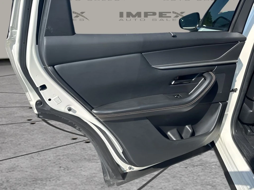 2025 Mazda CX-70 - Image 29 of 31
