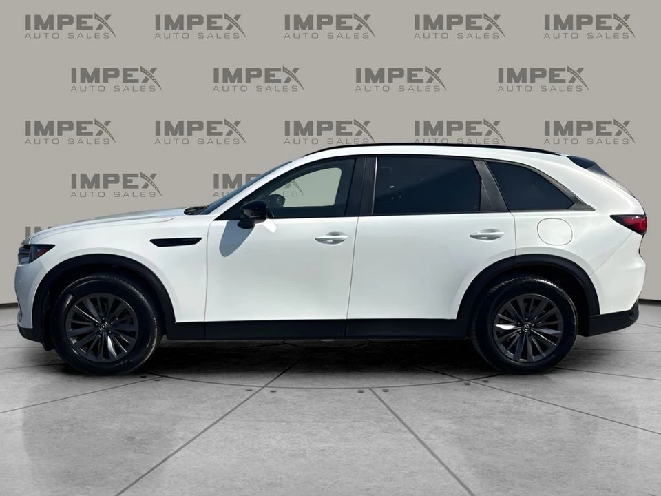 2025 Mazda CX-70 - Image 2 of 31