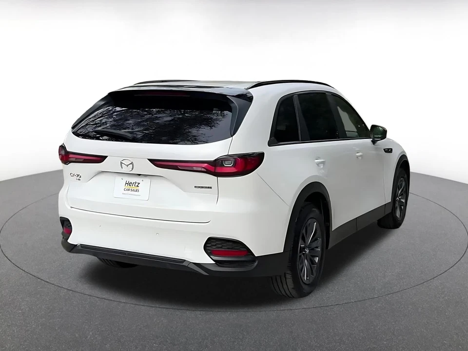 2025 Mazda CX-70 - Image 10 of 31