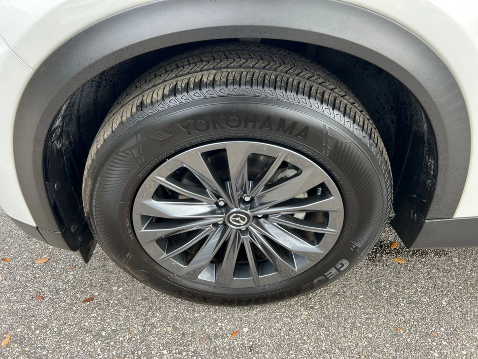 2025 Mazda CX-70 - Image 29 of 31