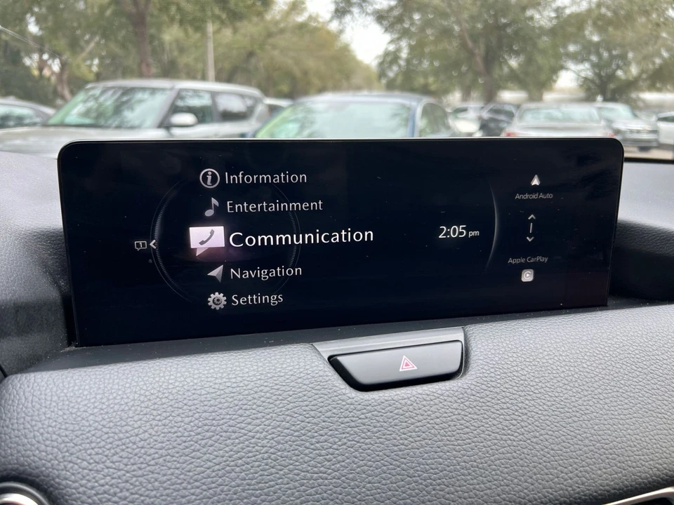 2025 Mazda CX-70 - Image 17 of 31