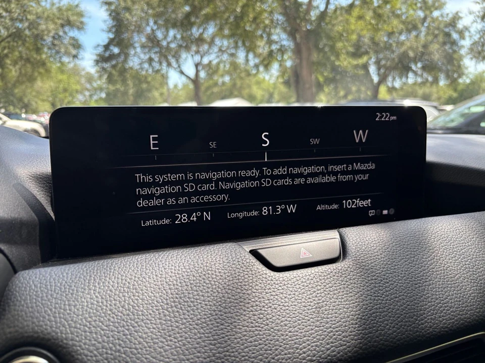 2025 Mazda CX-70 - Image 16 of 31