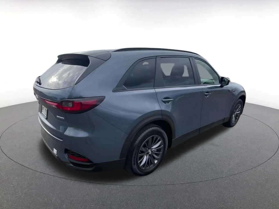 2025 Mazda CX-70 - Image 17 of 31