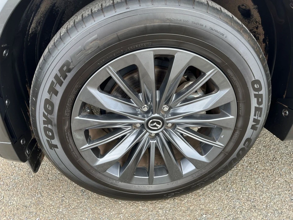 2025 Mazda CX-70 - Image 26 of 31
