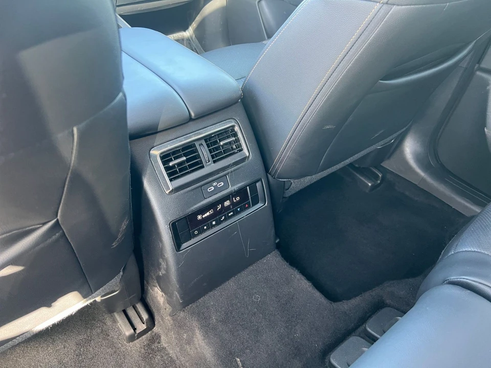 2025 Mazda CX-70 - Image 22 of 31