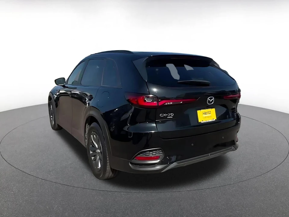 2025 Mazda CX-70 - Image 9 of 31