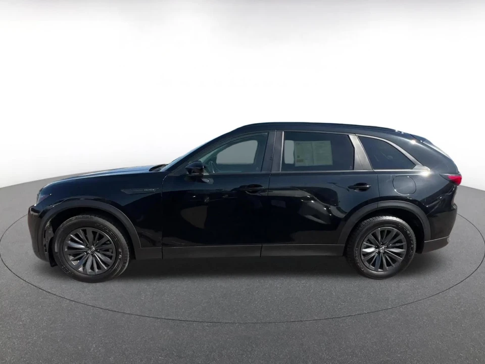 2025 Mazda CX-70 - Image 7 of 31