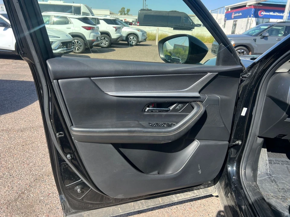 2025 Mazda CX-70 - Image 20 of 31