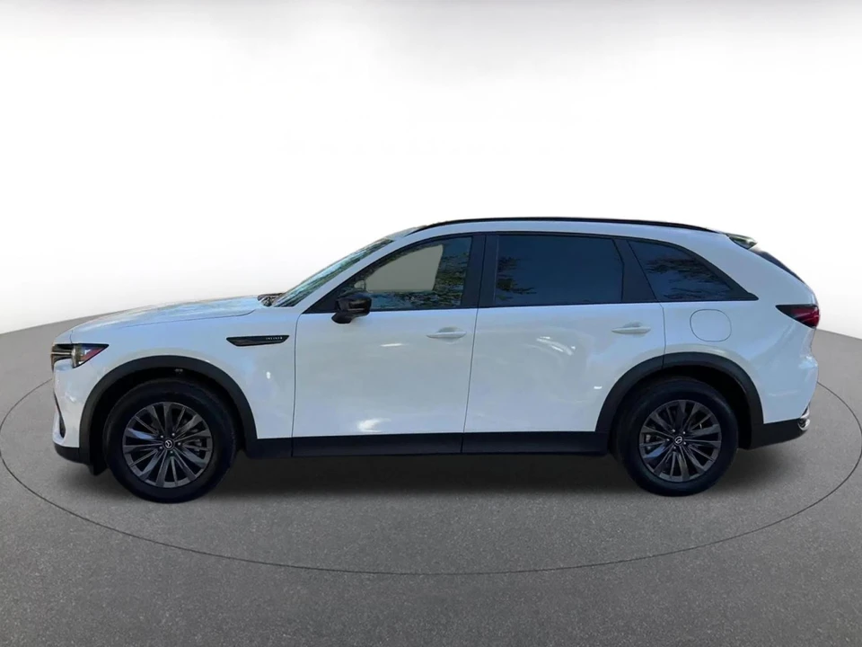 2025 Mazda CX-70 - Image 11 of 31