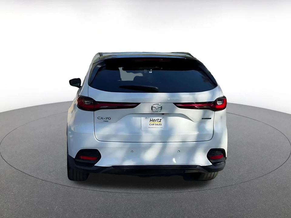 2025 Mazda CX-70 - Image 14 of 31