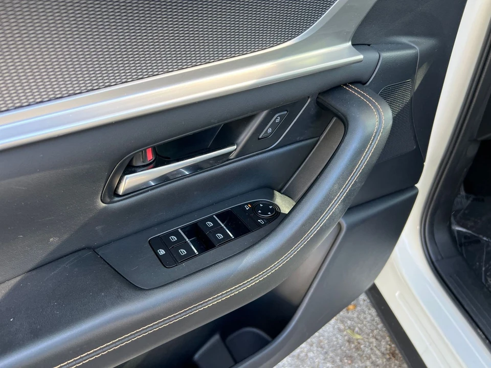 2025 Mazda CX-70 - Image 20 of 31
