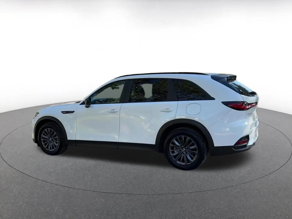 2025 Mazda CX-70 - Image 9 of 31