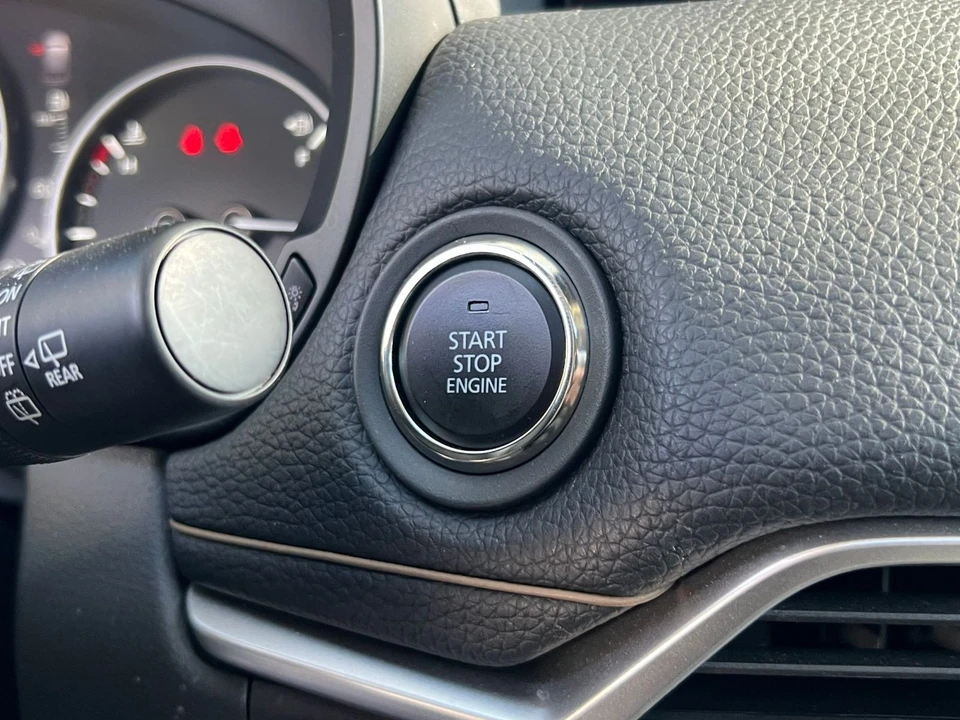 2025 Mazda CX-70 - Image 27 of 31