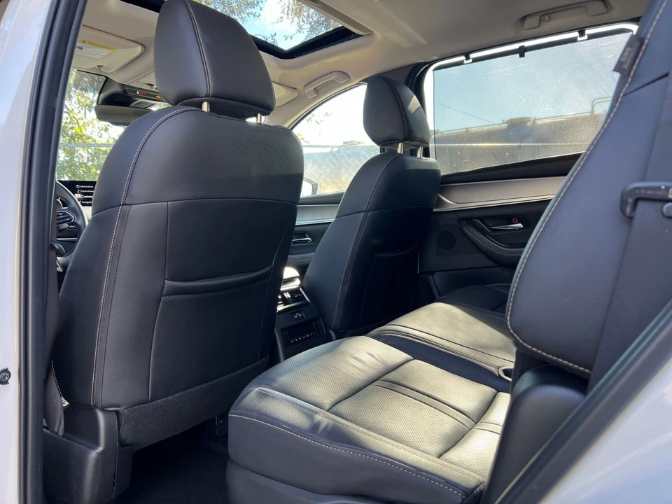2025 Mazda CX-70 - Image 30 of 31