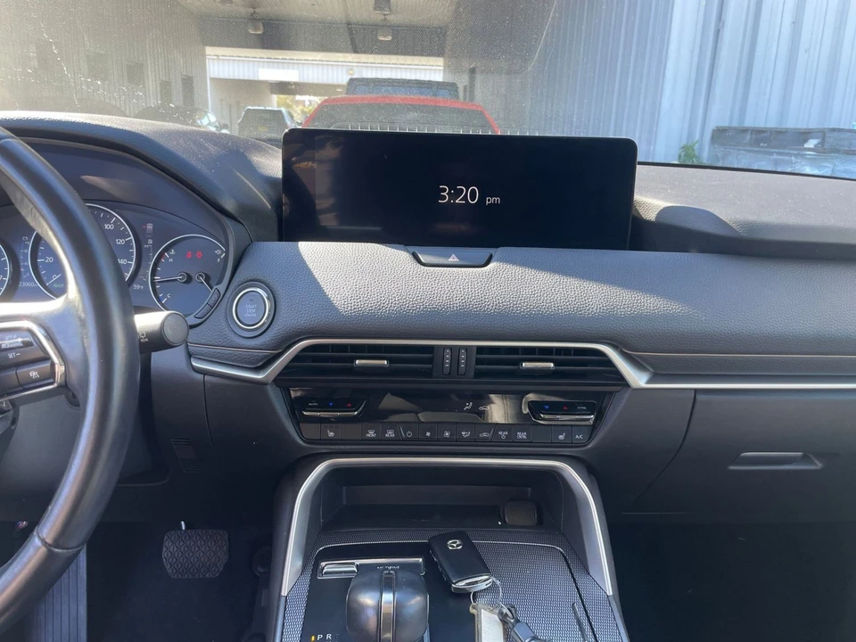 2025 Mazda CX-70 - Image 14 of 31