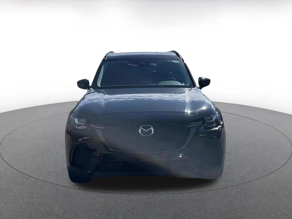 2025 Mazda CX-70 - Image 2 of 31