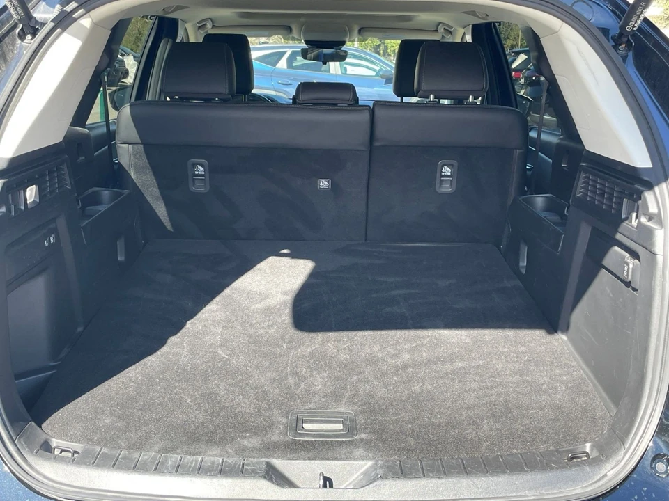 2025 Mazda CX-70 - Image 29 of 31