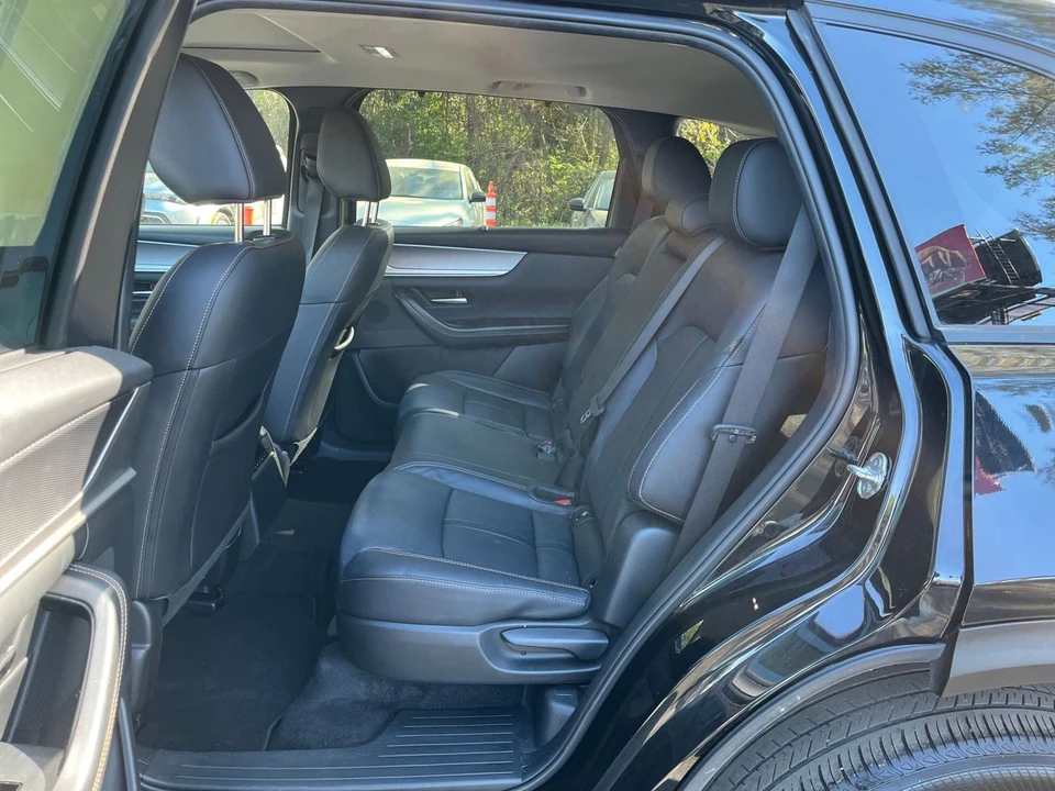 2025 Mazda CX-70 - Image 22 of 31