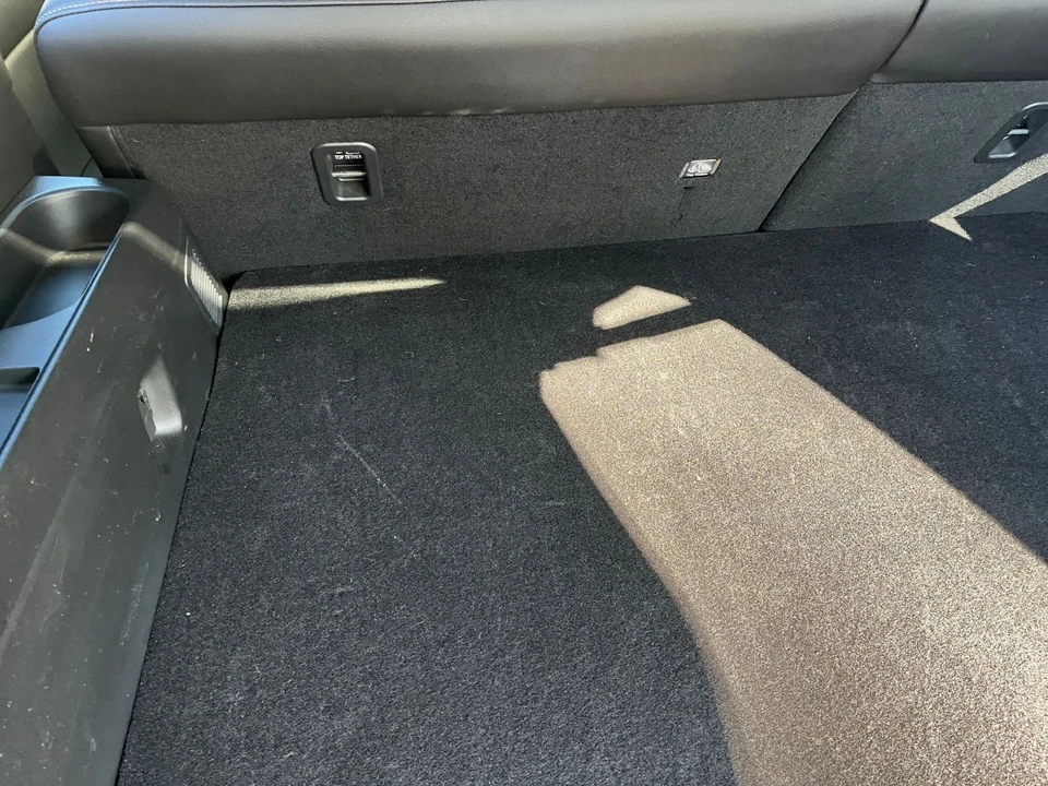 2025 Mazda CX-70 - Image 28 of 31