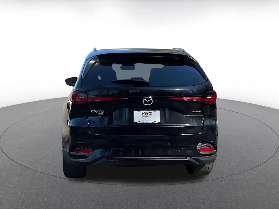 2025 Mazda CX-70 - Image 10 of 31