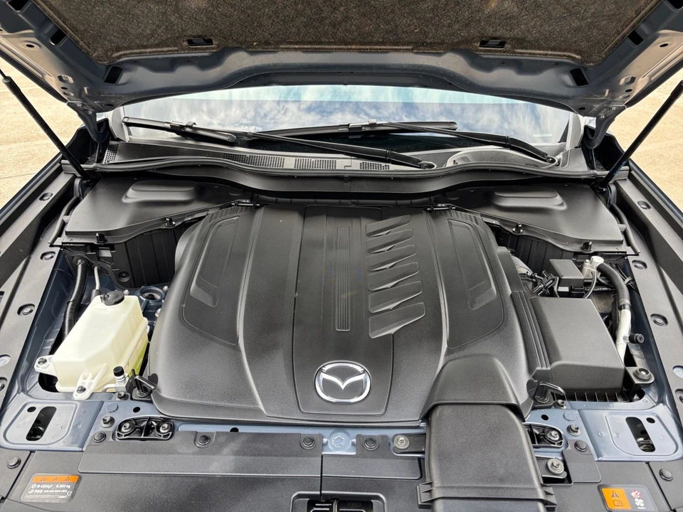 2025 Mazda CX-70 - Image 30 of 31
