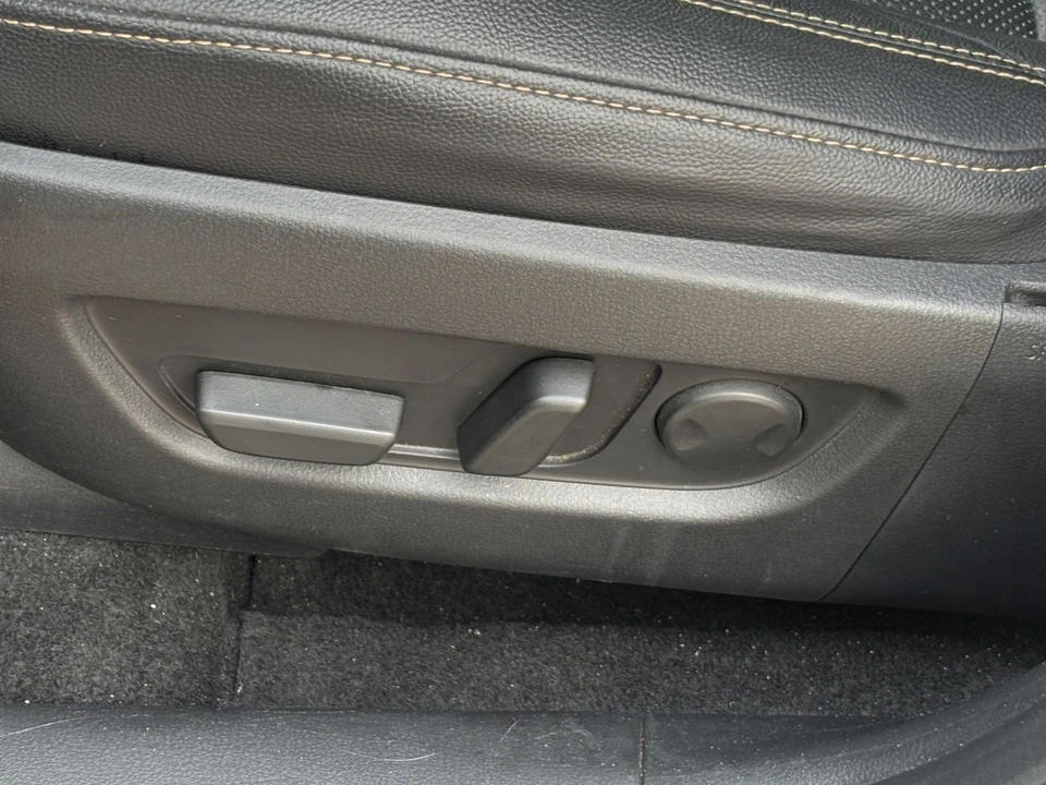 2025 Mazda CX-70 - Image 19 of 31