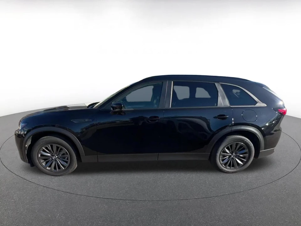 2025 Mazda CX-70 - Image 7 of 31