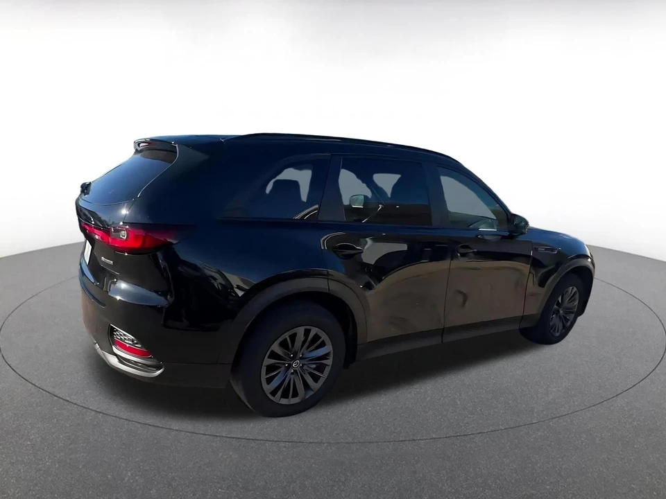 2025 Mazda CX-70 - Image 12 of 31